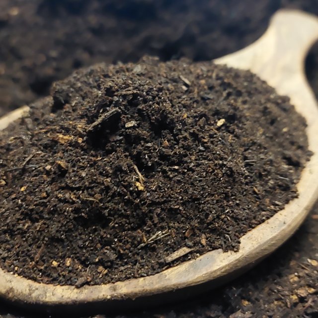 Compost (Leaf, Fish, Blend & Trio)