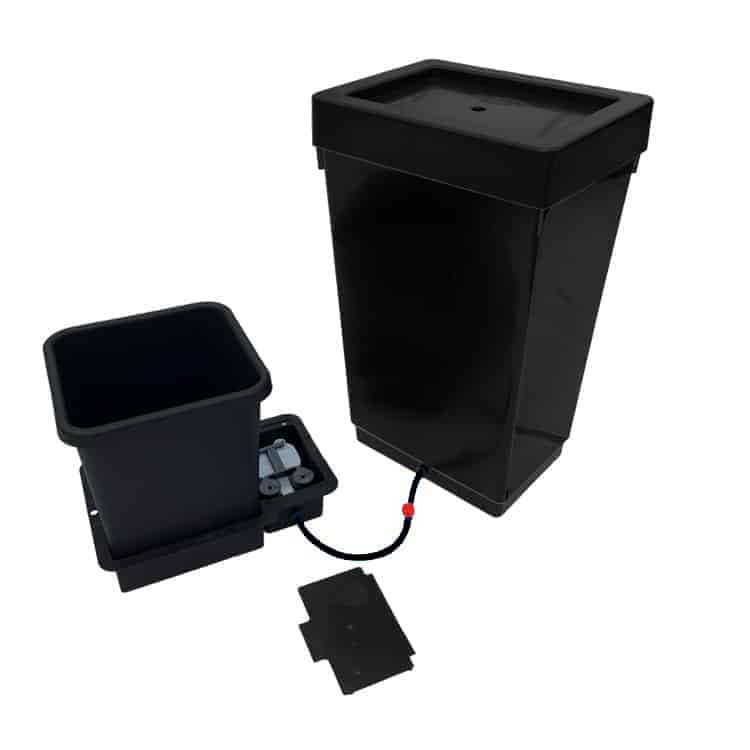 AutoPot Grow System Kit w/ Aquavalve5 / 9mm (NEW)